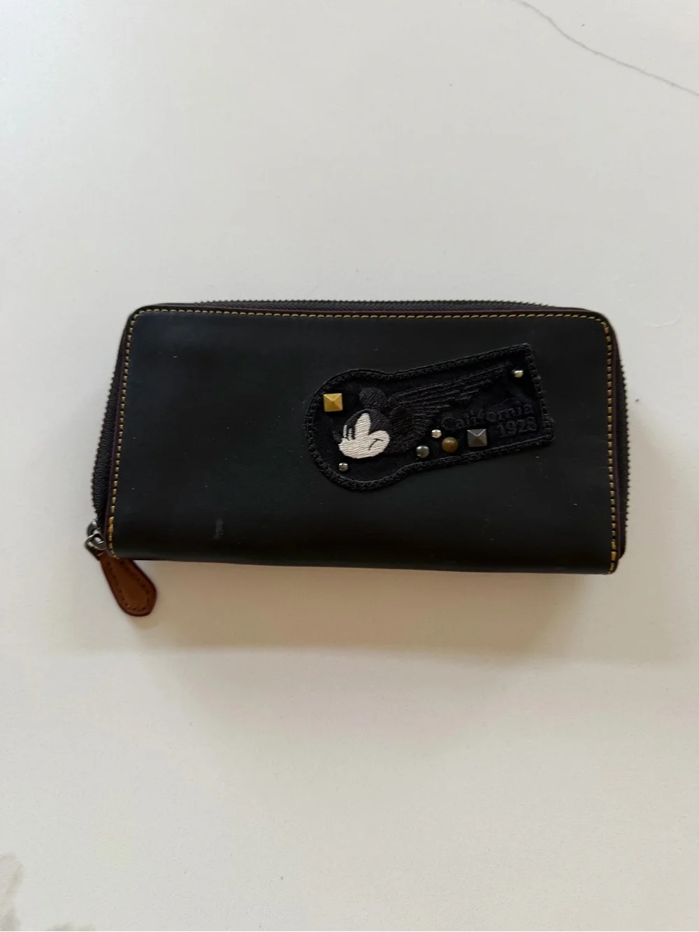 Coach X Disney Large Leather Zip Around Wallet Mickey Limited Edition